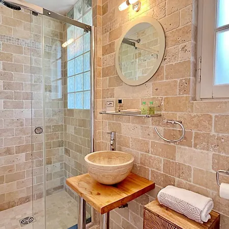 Sasso Forte, Swimming Pool, Jacuzzi And Private Cove וילה